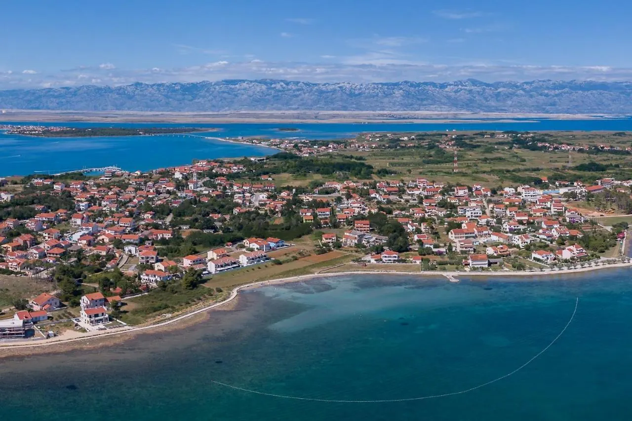Beachfront Reiterer Villa V2 With Seaview 30 Meters From The Beach - Crowonder Luxury Rent Privlaka